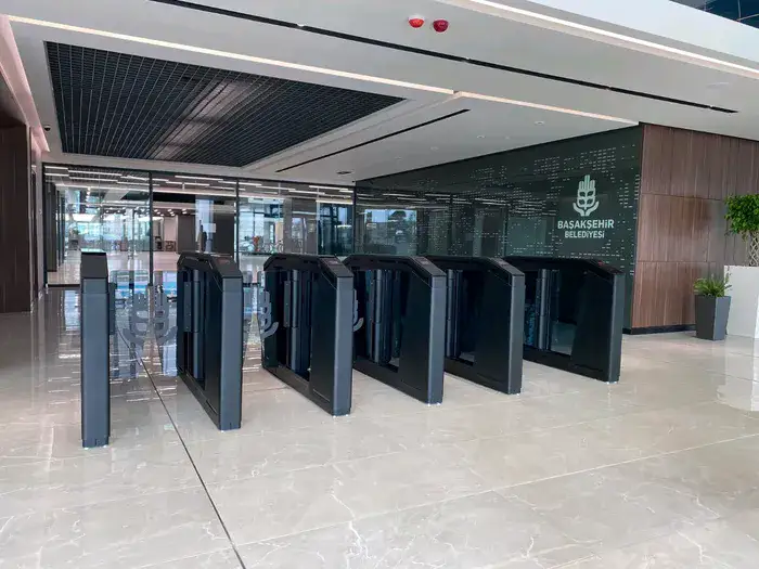 מעבר מהיר יוקרתי מעוצב